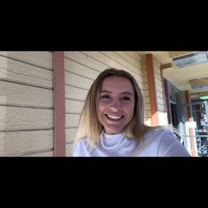 Meet your Posher, Elsee